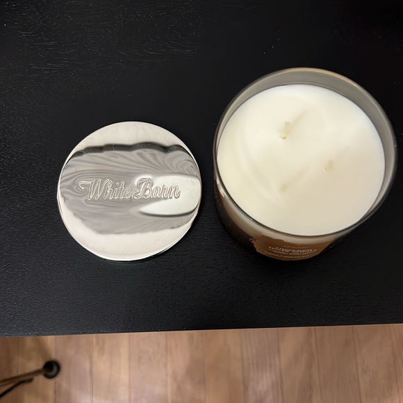 Bath & Body Works CINNAMON SPICED VANILLA 3 Wick Candle - Picture 2 of 3